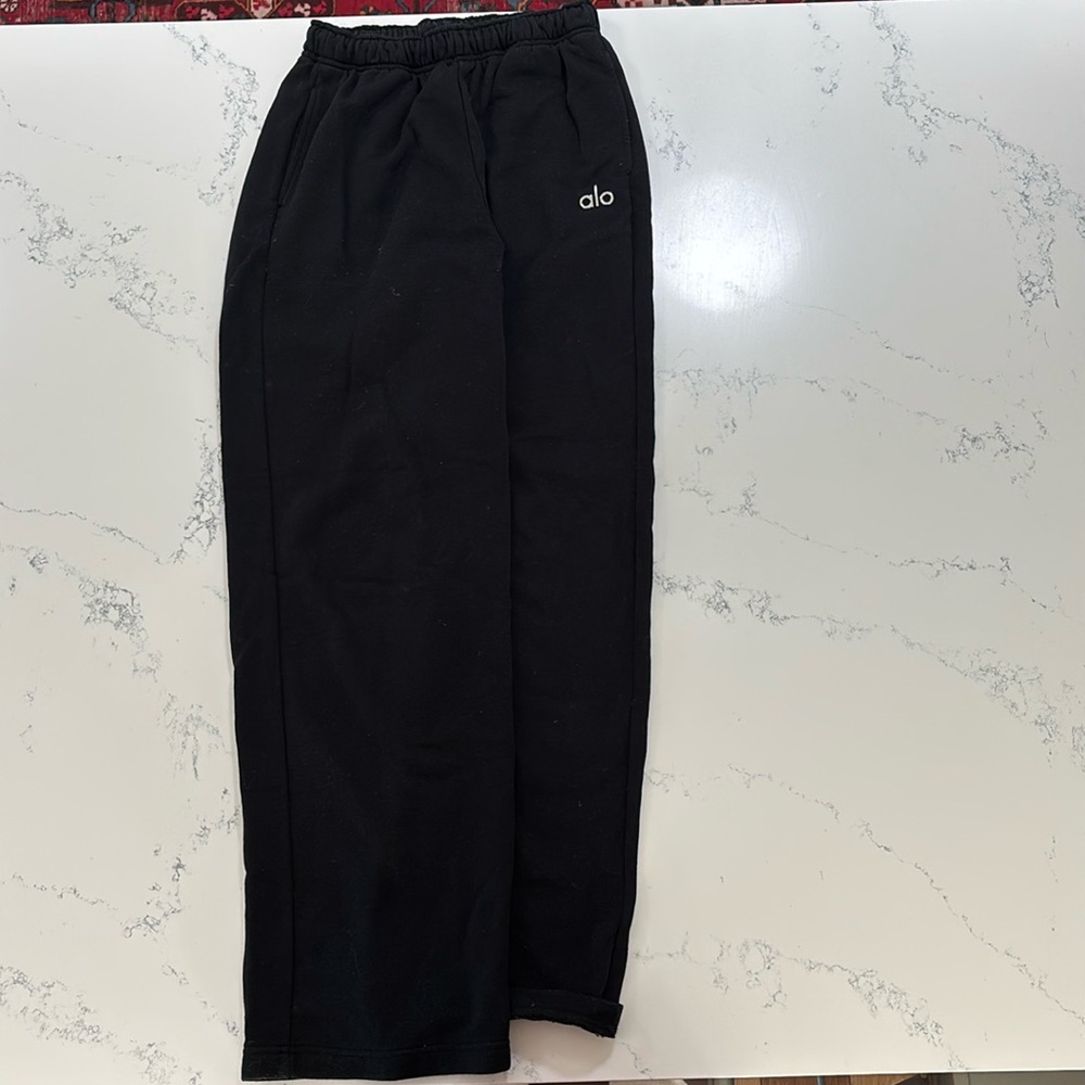 Alo Black Accolade Straight Leg Sweatpant, size xxs